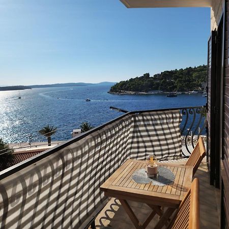 Apartments Caric Hvar Town Bagian luar foto