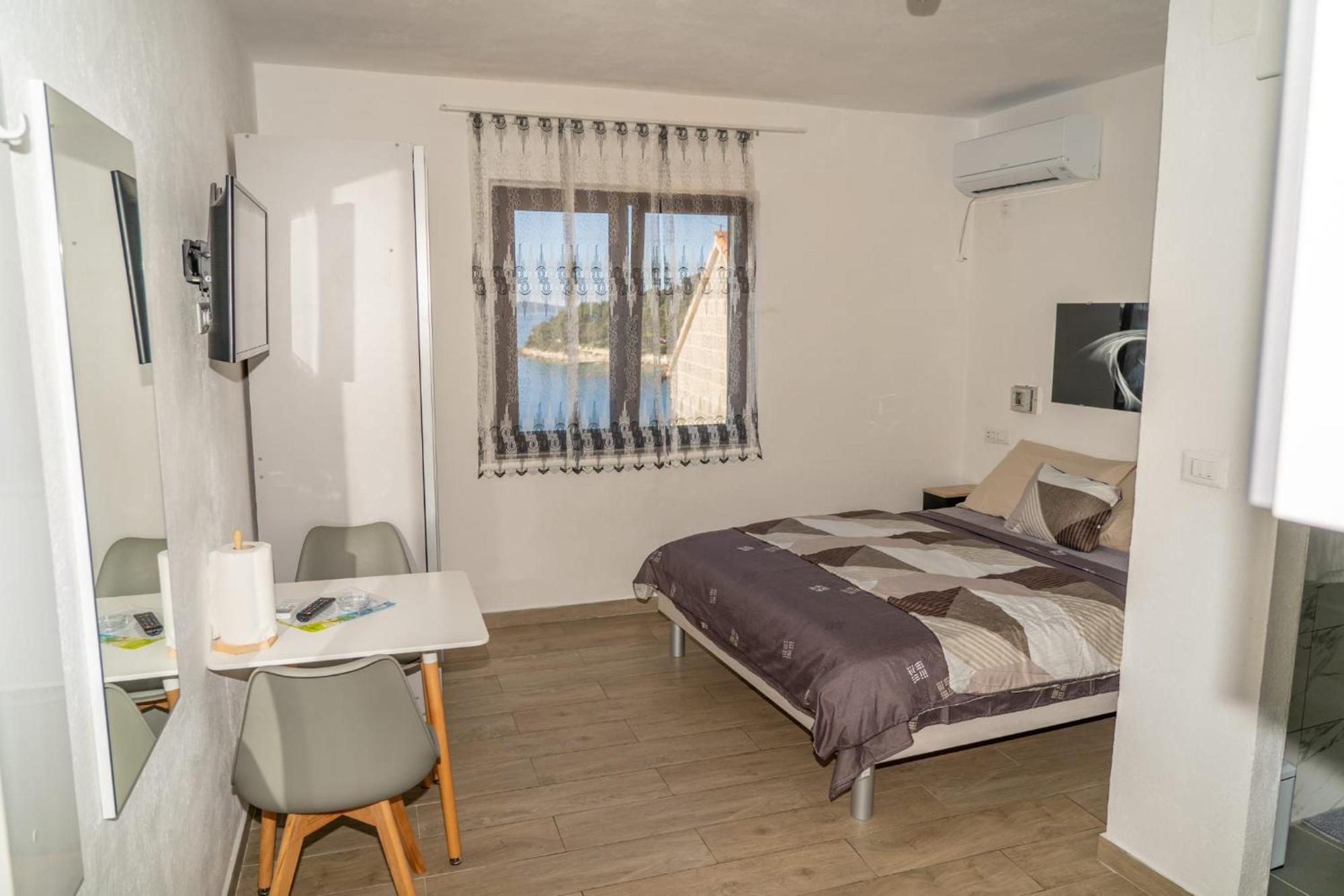 Apartments Caric Hvar Town Bagian luar foto