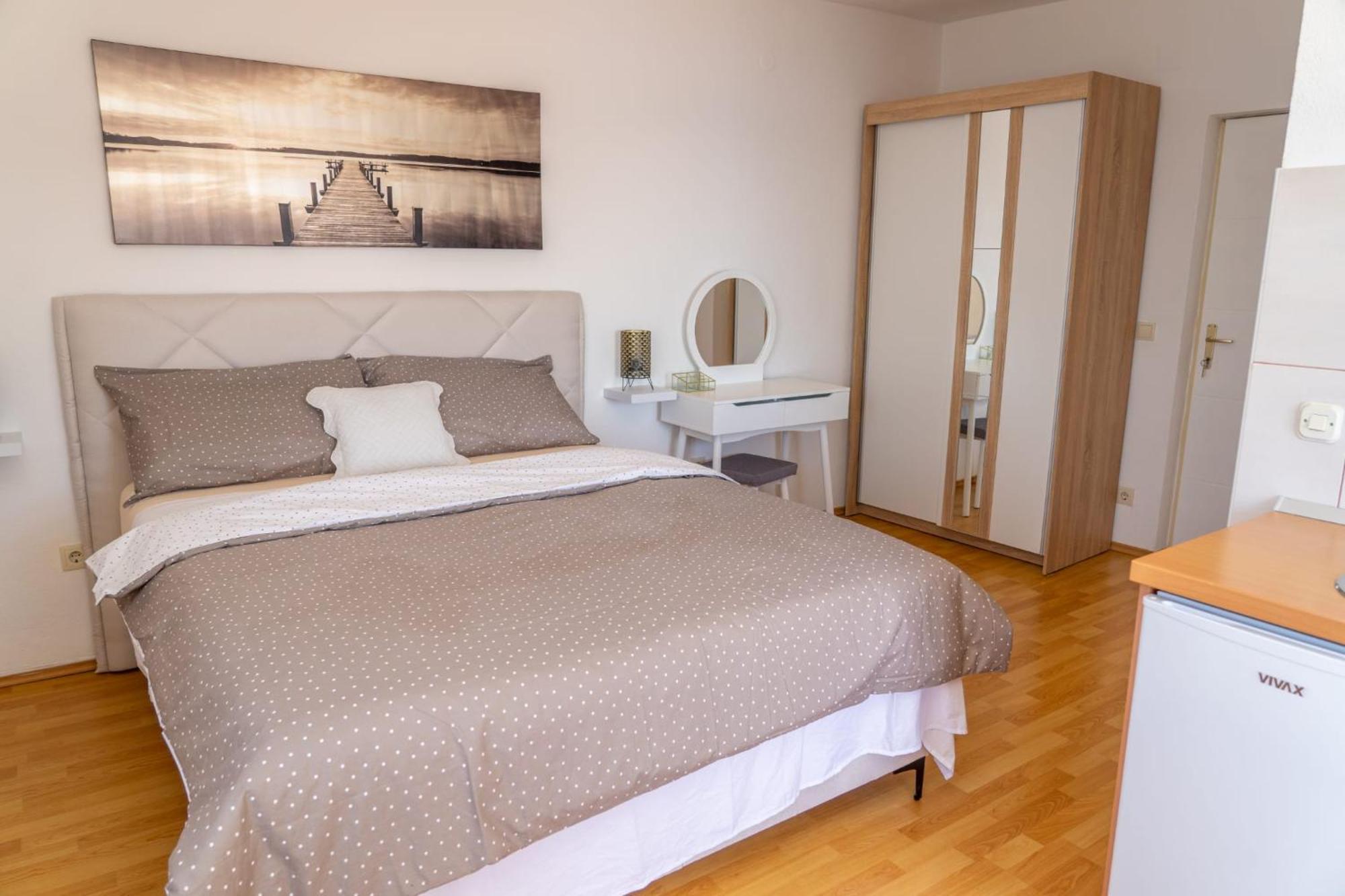 Apartments Caric Hvar Town Bagian luar foto
