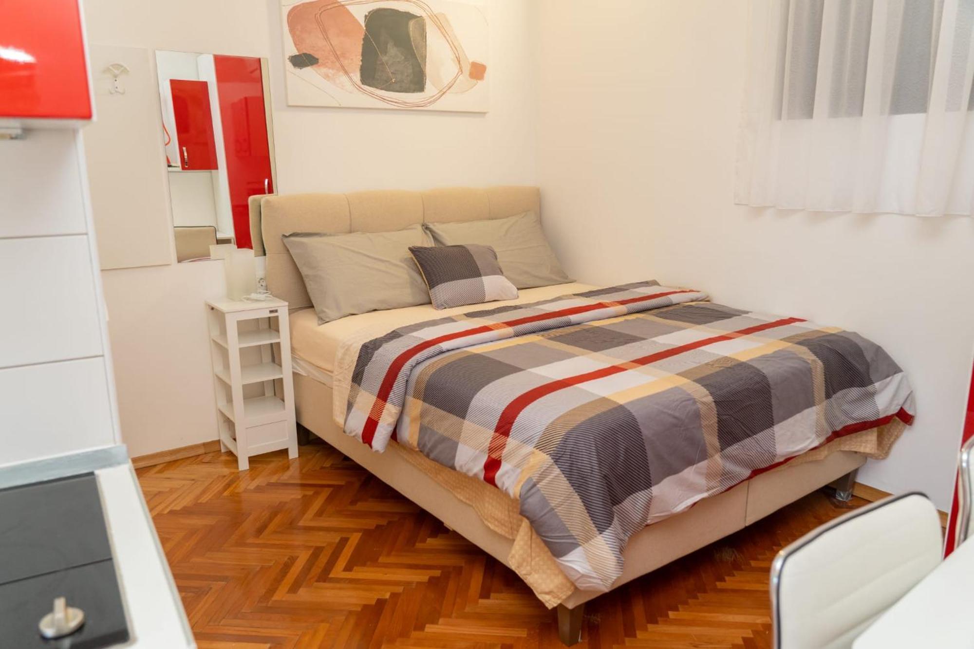 Apartments Caric Hvar Town Bagian luar foto